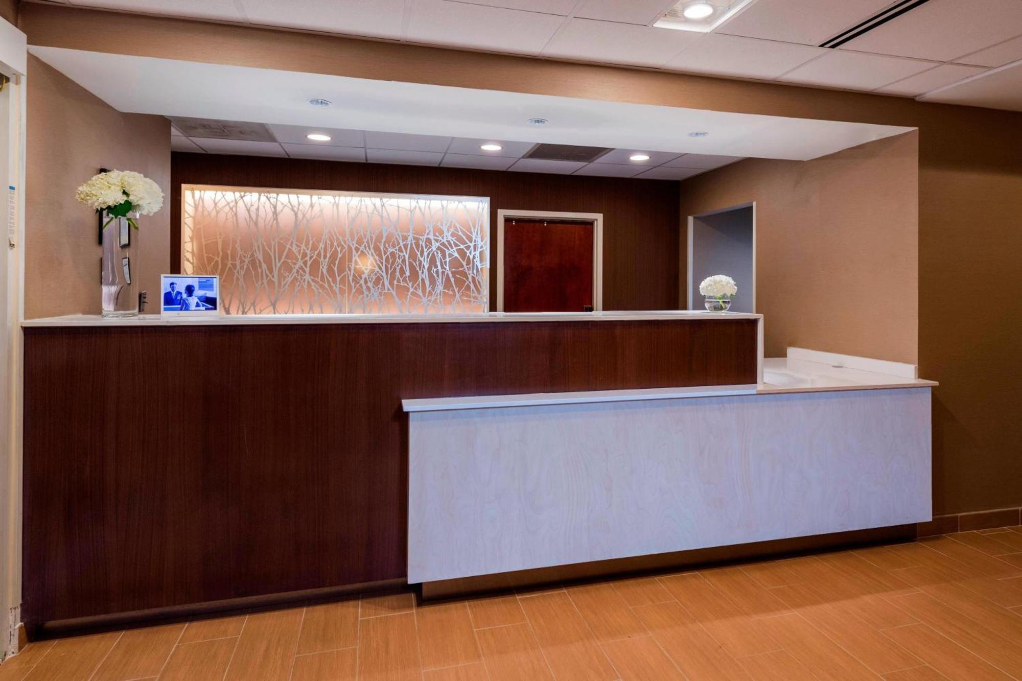 Fairfield Inn & Suites By Marriott Atlanta Buckhead Esterno foto