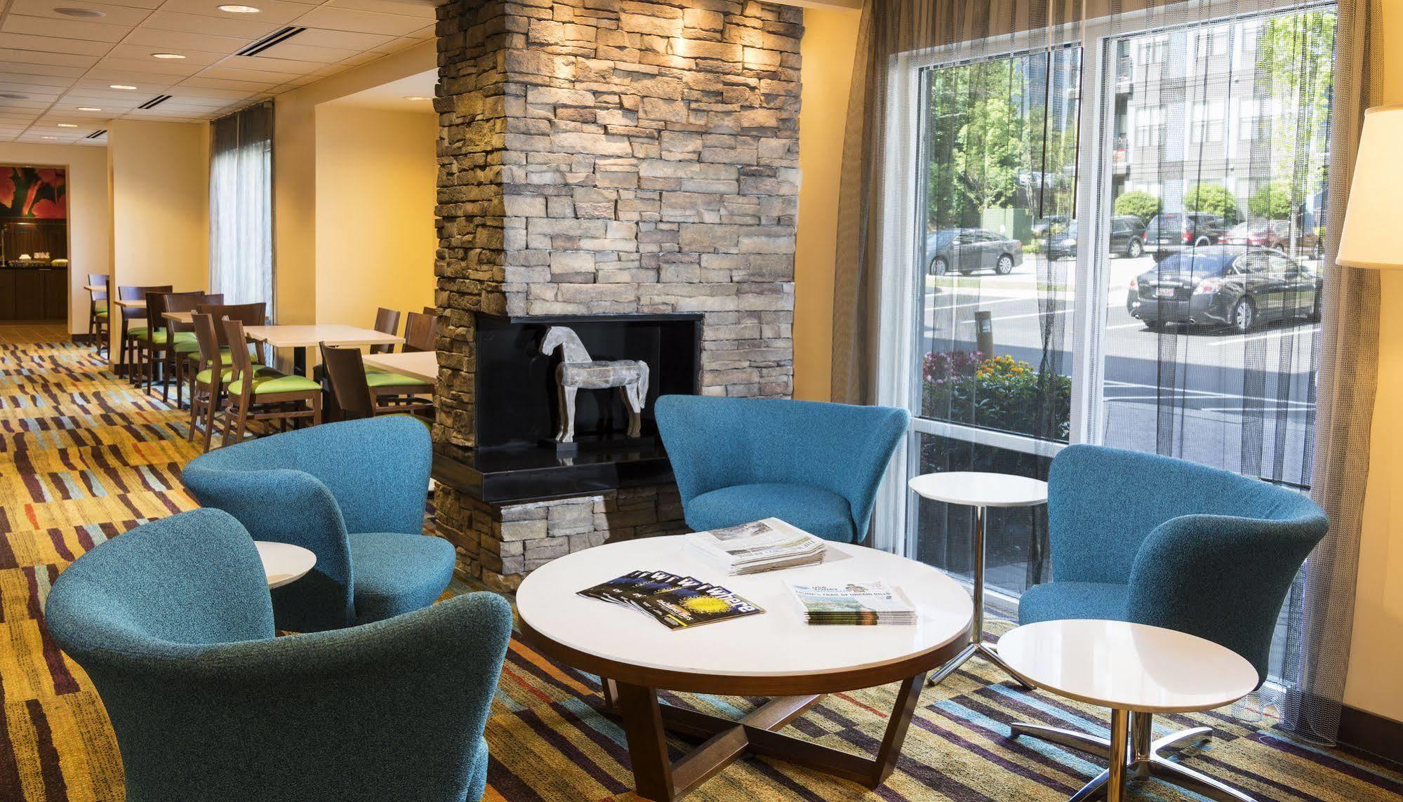 Fairfield Inn & Suites By Marriott Atlanta Buckhead Esterno foto